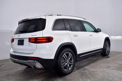 2024 Mercedes-Benz GLB 250 4MATIC