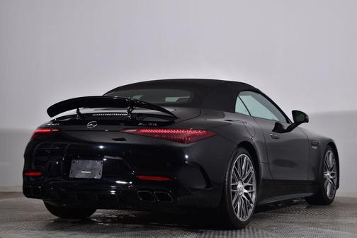 2022 Mercedes-Benz AMG SL 63 Base