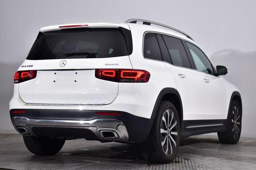 2022 Mercedes-Benz GLB 250 4MATIC