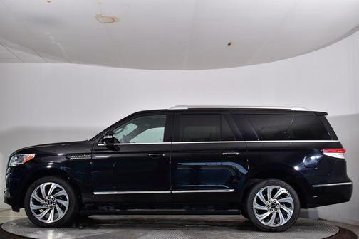 2024 Lincoln Navigator Premiere