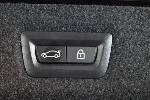 Black Sapphire Metallic 2023 BMW 540 i xDrive