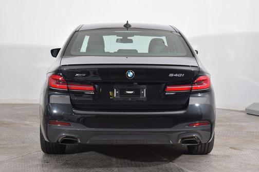 Black Sapphire Metallic 2023 BMW 540 i xDrive