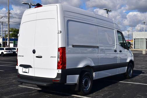2025 Mercedes-Benz Sprinter 2500 Standard Roof