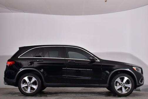 2018 Mercedes-Benz GLC 300 4MATIC