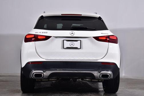 2025 Mercedes-Benz GLA 250 4MATIC