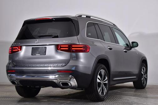 2025 Mercedes-Benz GLB 250 4MATIC