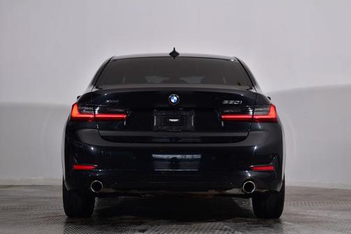 2022 BMW 330 xDrive