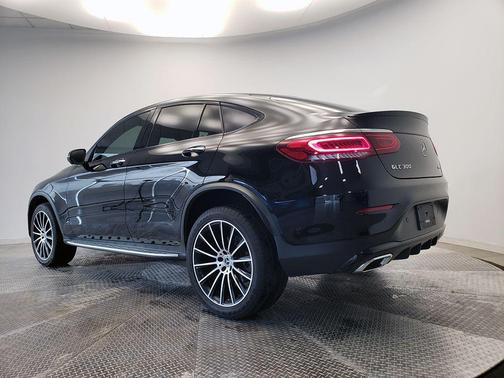 2021 Mercedes-Benz GLC 300 4MATIC Coupe