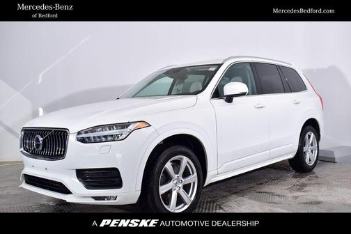 2021 Volvo XC90 T6 Momentum