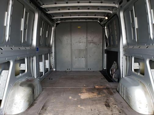 2019 Mercedes-Benz Sprinter 2500 Standard Roof