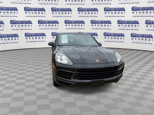 2022 Porsche Cayenne Base