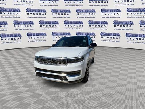 2023 Jeep Grand Wagoneer L Series II 4x4