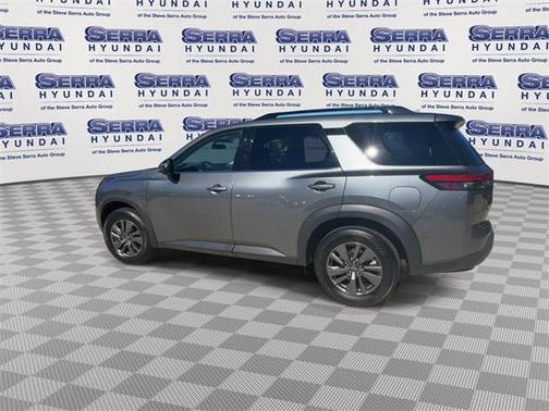 2024 Nissan Pathfinder SV FWD