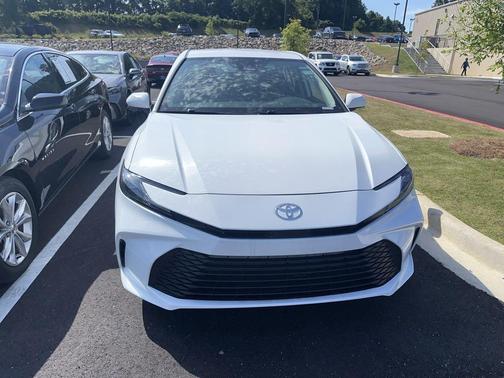 Ice Cap 2025 Toyota Camry LE