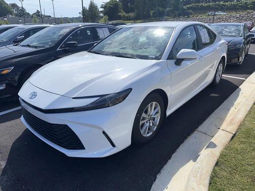Ice Cap 2025 Toyota Camry LE