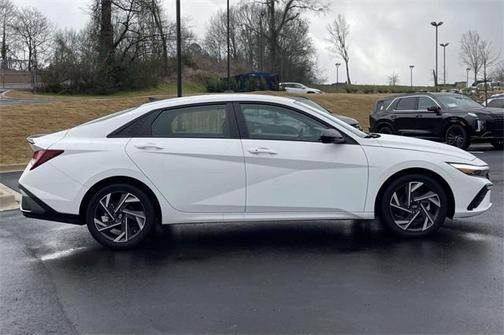 2025 Hyundai ELANTRA Sport