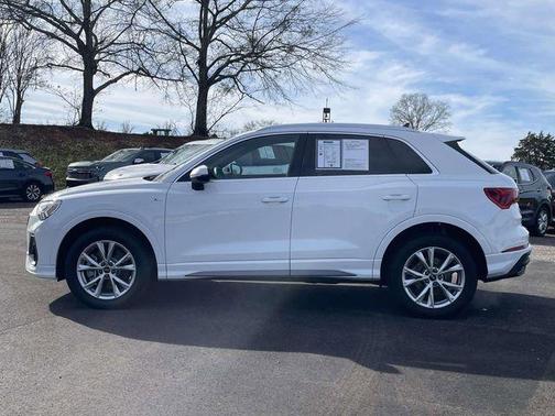 2025 Audi Q3 Premium 45 TFSI S line quattro Tiptronic