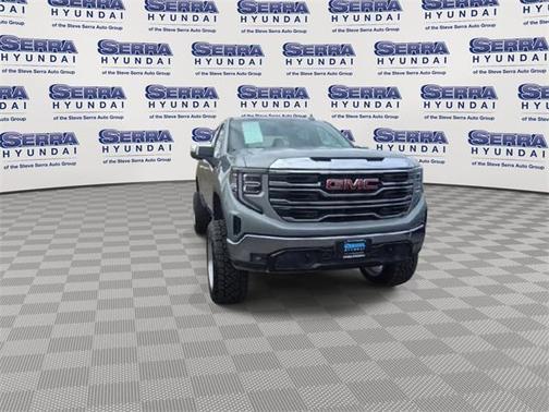 2025 GMC Sierra 1500 SLT