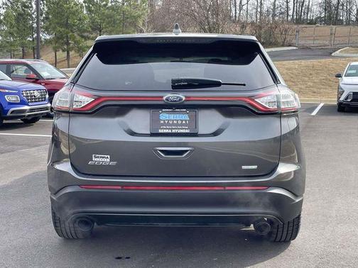 2016 Ford Edge SE