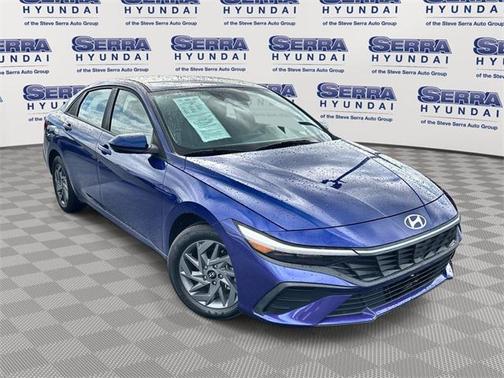 2024 Hyundai ELANTRA SEL