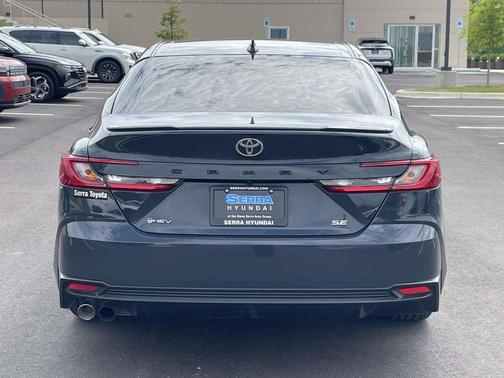 Underground 2025 Toyota Camry SE