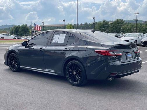 Underground 2025 Toyota Camry SE
