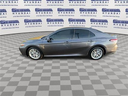 2019 Toyota Camry XLE