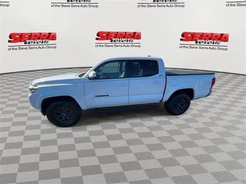 White 2022 Toyota Tacoma SR5