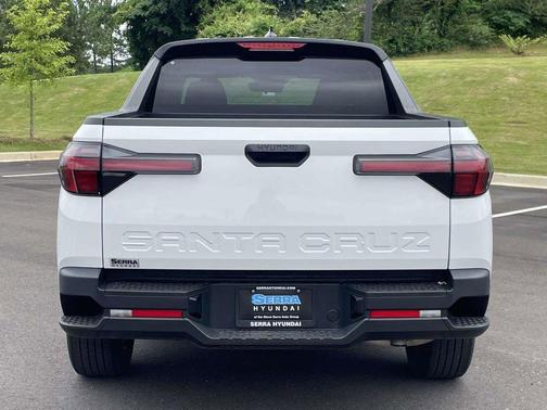 Atlas White 2024 Hyundai SANTA CRUZ SEL