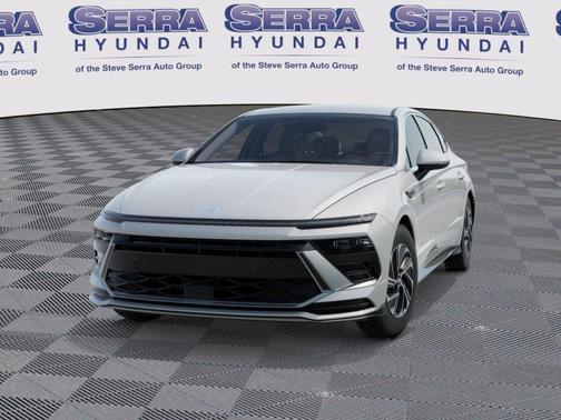 2026 Hyundai SONATA Hybrid Base