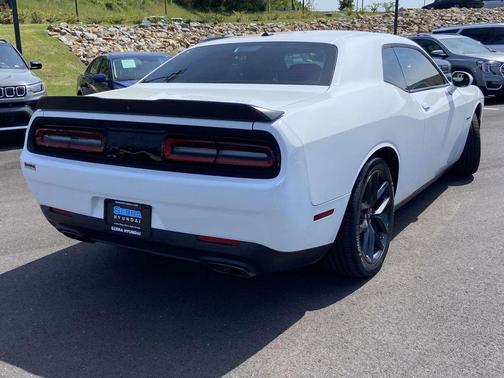 White Knuckle Clearcoat 2022 Dodge Challenger R/T