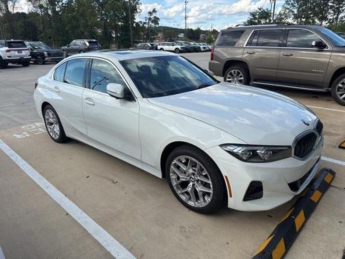 2025 BMW 330 i xDrive