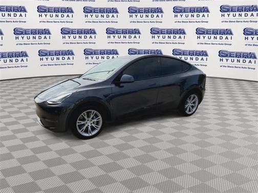 2022 Tesla Model Y Long Range Dual Motor All-Wheel Drive