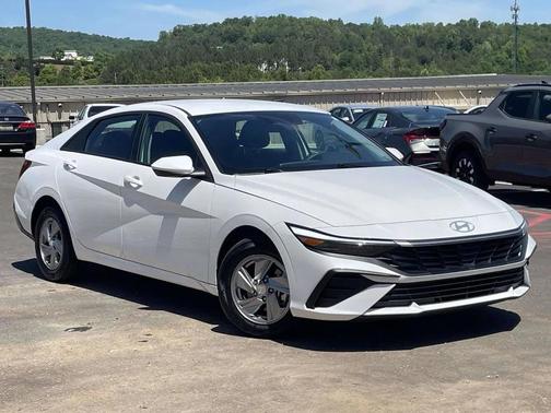 Serenity White 2026 Hyundai ELANTRA SE