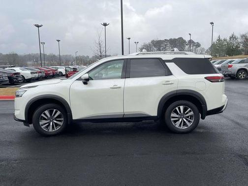 2022 Nissan Pathfinder SL 4WD