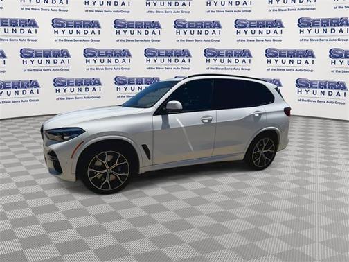 2023 BMW X5 M50i