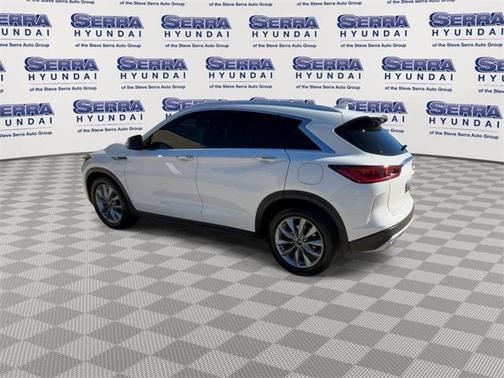 2022 INFINITI QX50 LUXE