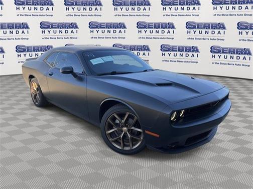 2021 Dodge Challenger SXT