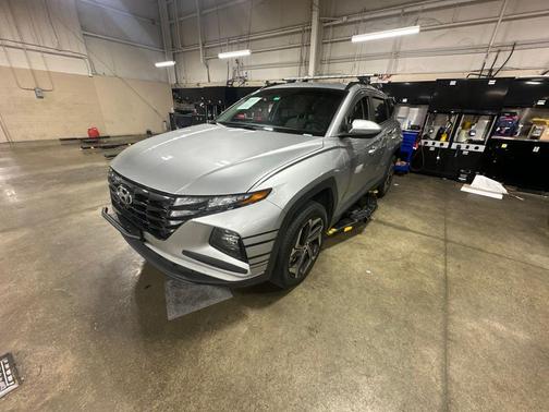 Shimmering Silver 2023 Hyundai TUCSON SEL