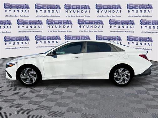 2025 Hyundai ELANTRA Sport