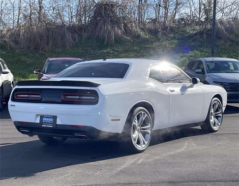 2022 Dodge Challenger SXT