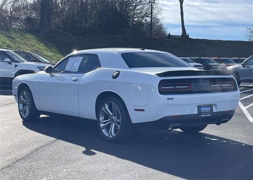 2022 Dodge Challenger SXT