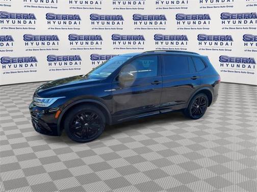 2022 Volkswagen Tiguan 2.0T SE R-Line Black