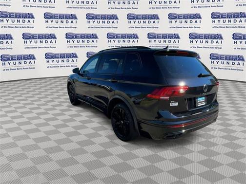 2022 Volkswagen Tiguan 2.0T SE R-Line Black