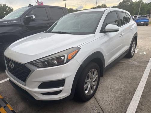 White Pearl 2019 Hyundai TUCSON SE