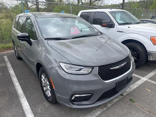 2025 Chrysler Pacifica L