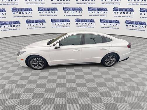 2022 Hyundai SONATA SEL