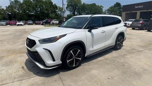 2022 Toyota Highlander XSE