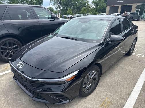 Abyss Black 2024 Hyundai ELANTRA SEL