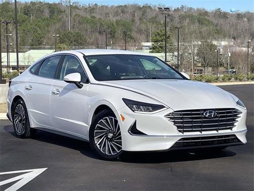 2022 Hyundai SONATA Hybrid SE